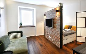 Wally Apartment